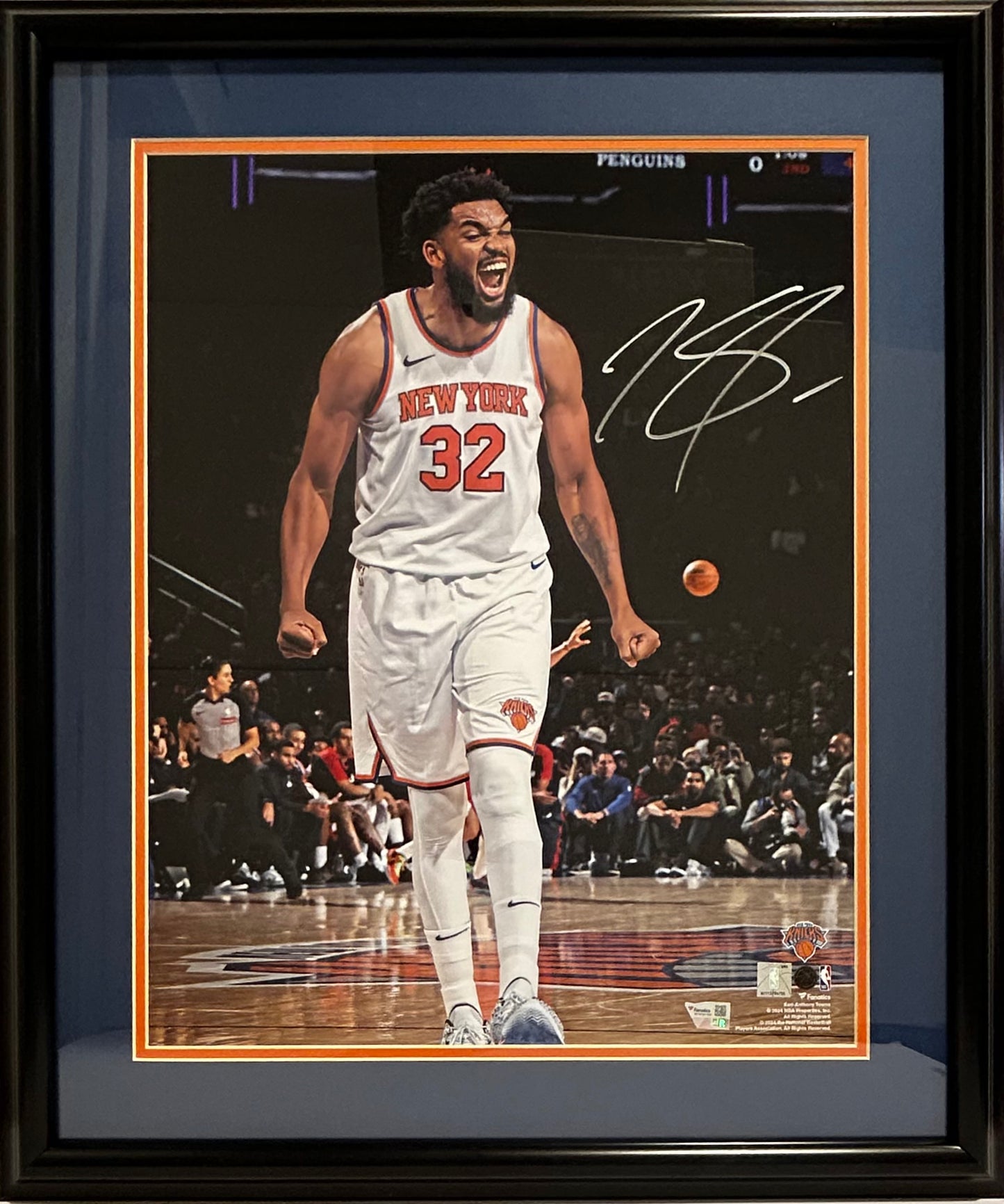 NEW YORK KNICKS KARL ANTHONY TOWNS 16X20 SIGNED PHOTO DOUBLE MATTED 20X24 FRAMED CERTIFIED FANATICS