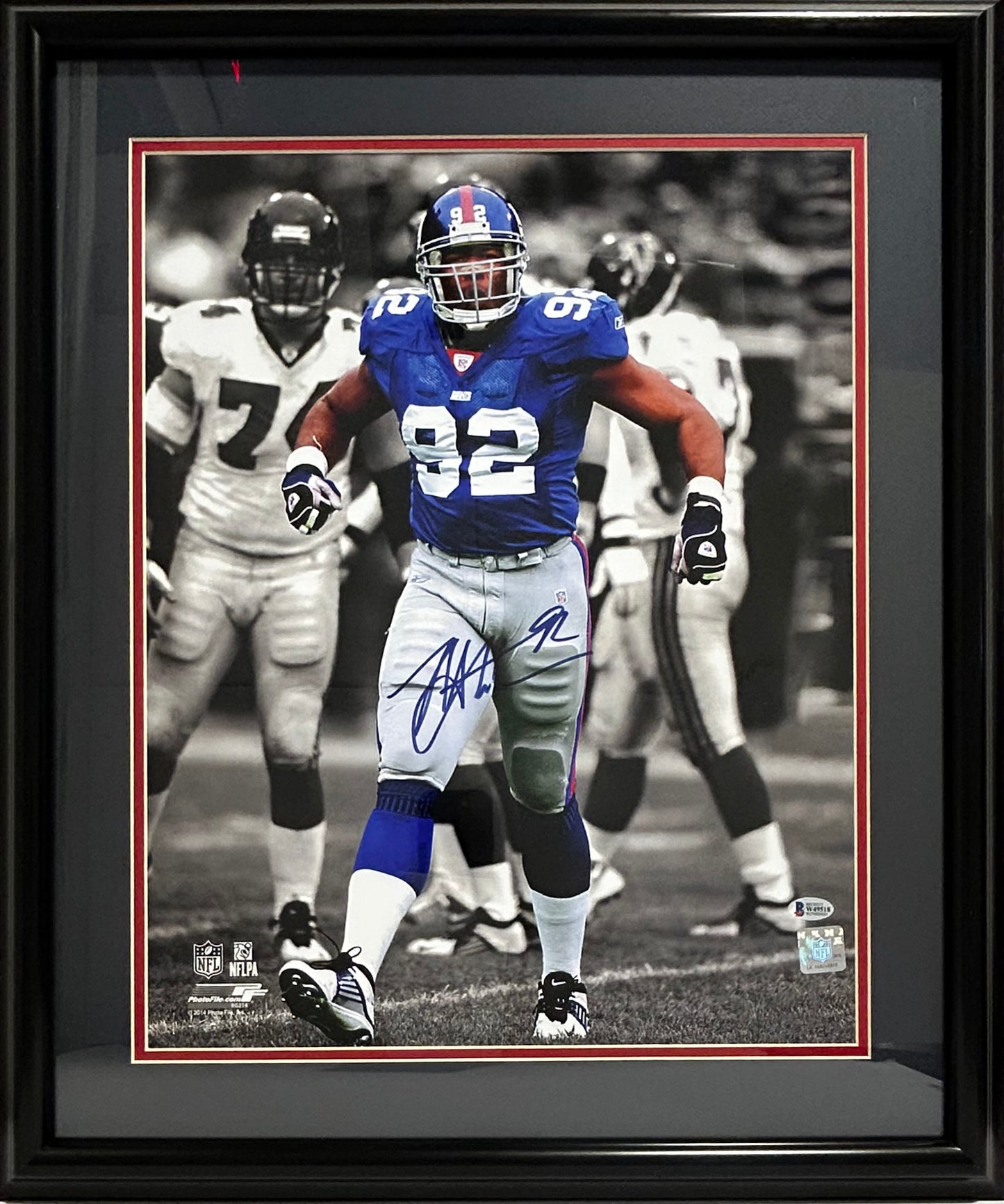 NEW YORK GIANTS MICHAEL STRAHAN SIGNED 16X20 PHOTO DOUBLE MATTED AND FRAMED 20X24 CERTIFIED BECKETT